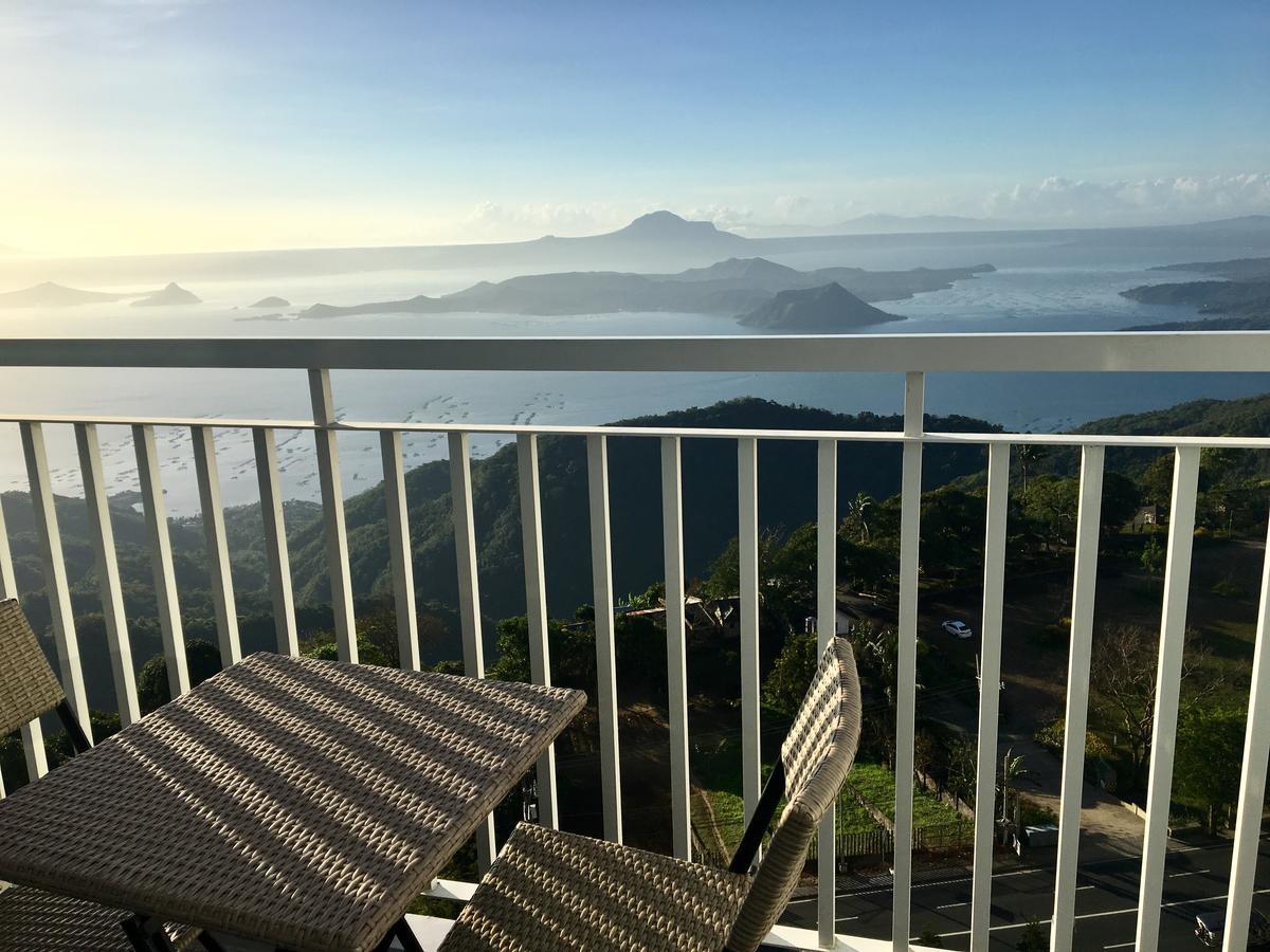 Breezy Wind 19Twentysix Lägenhet Tagaytay City Exteriör bild